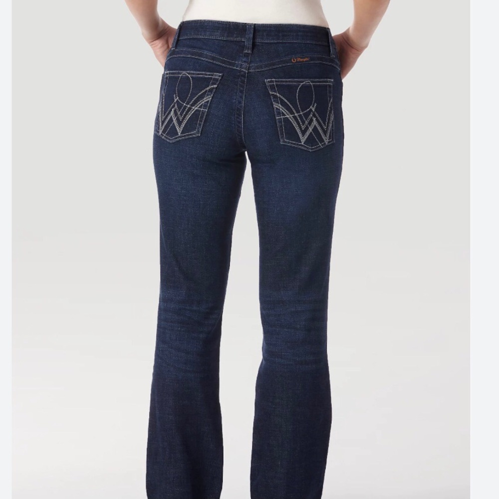 Wrangler Women's Q-Baby Mid Rise Bootcut Ultimate Riding Blue Jeans